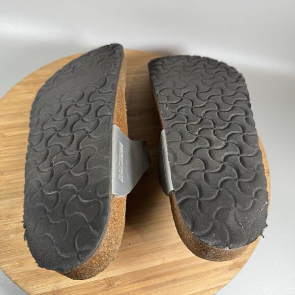 Birkenstock Womens Gizeh Sz 41 US 10 Birko-Flor Silver Leather‎ Sandals - Picture 6 of 7